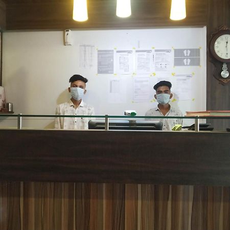 Hotel O Sri Balaji Residency Ahmedabad Exteriör bild