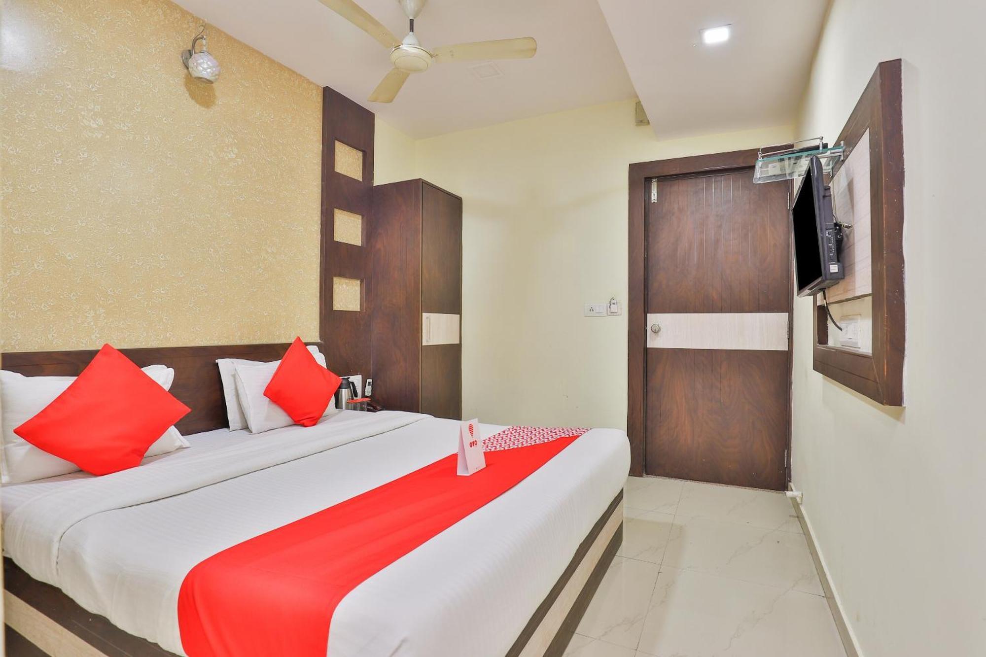 Hotel O Sri Balaji Residency Ahmedabad Exteriör bild