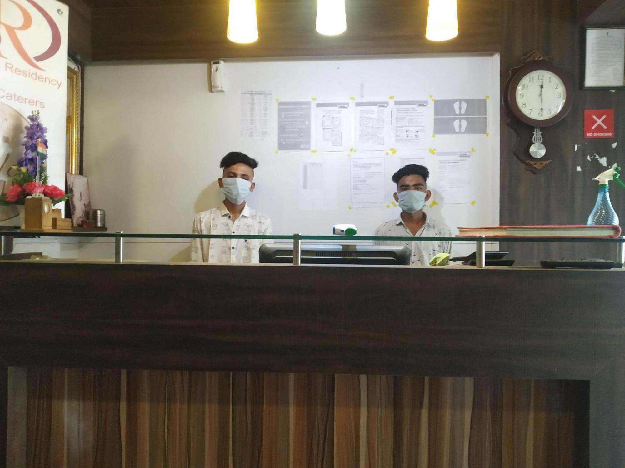 Hotel O Sri Balaji Residency Ahmedabad Exteriör bild