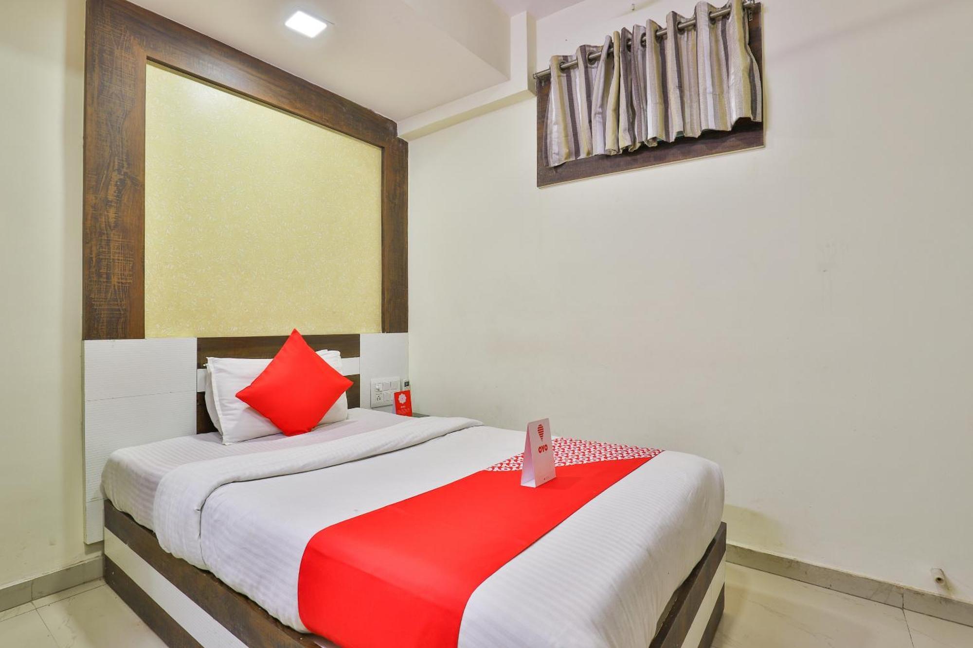 Hotel O Sri Balaji Residency Ahmedabad Exteriör bild