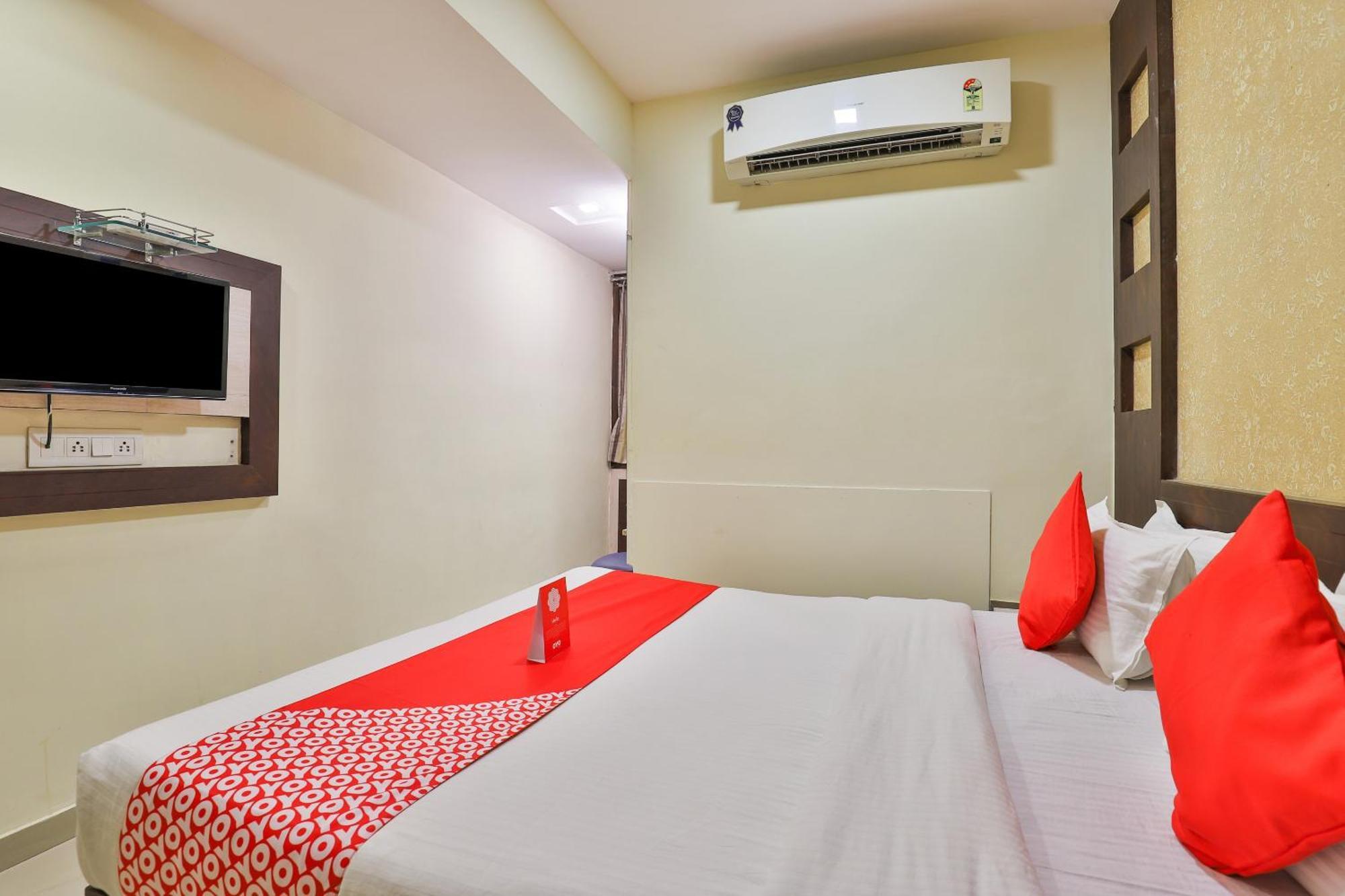 Hotel O Sri Balaji Residency Ahmedabad Exteriör bild